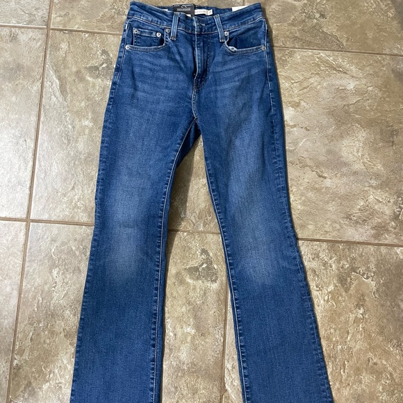 NWT Levi’s 725 High-Rise Bootcut Jeans - Picture 2 of 6